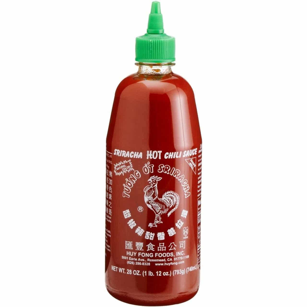 Sriracha Hot Chili Sauce 28oz front label